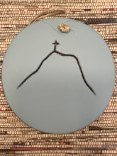 Charger l'image dans la galerie, Médaillon de mur à accrocher - montagne Sainte Victoire