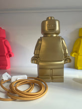 Load image into Gallery viewer, Lampe bob coloré artyana Aix en Provence