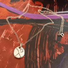 Charger l'image dans la galerie, Pendentif astro artyana Aix en Provence