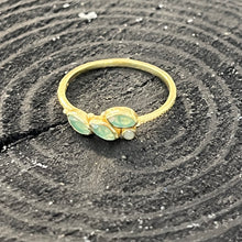Load image into Gallery viewer, Bague doré artyana Aix en Provence