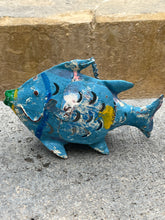 Charger l'image dans la galerie, Lanterne Poisson métal petite taille