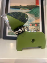 Charger l'image dans la galerie, Lampe chien sculpture Aix en Provence