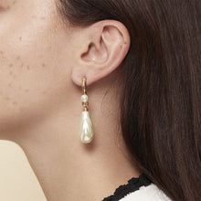 Charger l'image dans la galerie, Boucles d'oreilles CLIP ou "percées" Gabrielle d'Estrées