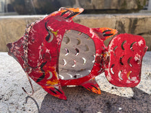 Charger l'image dans la galerie, Lanterne Poisson métal petite taille