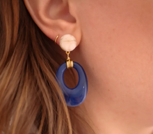 Charger l'image dans la galerie, Boucles d'oreilles résine artyana Aix en Provence