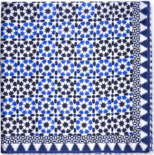 Charger l'image dans la galerie, Carré de soie bleu Sabika