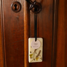 Load image into Gallery viewer, Suspension parfumée