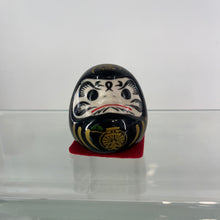 Load image into Gallery viewer, Daruma figurine japonaise