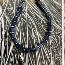 Charger l&#39;image dans la galerie, Collier Lapis- Lazuli argenté - Petra Waszak
