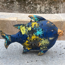 Load image into Gallery viewer, Lanterne Poisson Métal 33 cm
