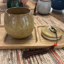 Charger l'image dans la galerie, Pot à thé rond en céramique