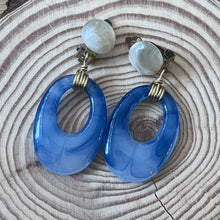 Charger l'image dans la galerie, Boucles d'oreilles résine artyana Aix en Provence