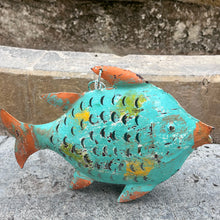 Load image into Gallery viewer, Lanterne Poisson Métal 33 cm