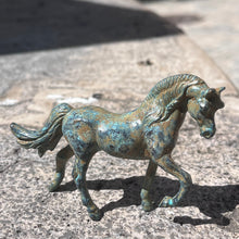 Load image into Gallery viewer, Cheval bronze artyana Aix en Provence