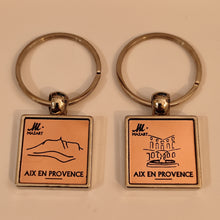 Load image into Gallery viewer, Porte clé mazart artyana Aix en Provence