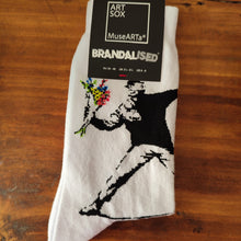 Load image into Gallery viewer, Chaussettes graffiti - Flower bomber
