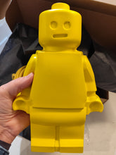 Load image into Gallery viewer, Lampe bob coloré artyana Aix en Provence