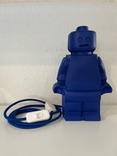 Load image into Gallery viewer, Lampe bob coloré artyana Aix en Provence