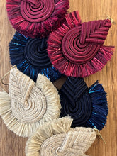 Charger l'image dans la galerie, Boucles d'oreilles passementerie artyana Aix en Provence