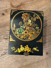 Charger l'image dans la galerie, Coffret bijoux mirroir chinois Aix en Provence
