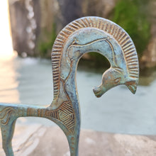 Load image into Gallery viewer, Cheval Grec avec socle - Bronze