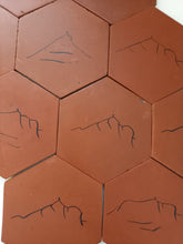 Load image into Gallery viewer, Tomette sainte victoire mazart artyana Aix en Provence