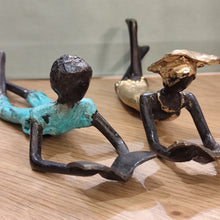 Load image into Gallery viewer, Bronze Burkina Faso allongés