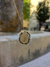 Charger l'image dans la galerie, Colliers Médaille miraculeuse Palas - Pierres naturelles semi-précieuses