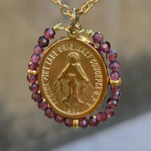 Charger l'image dans la galerie, Colliers Médaille miraculeuse Palas - Pierres naturelles semi-précieuses