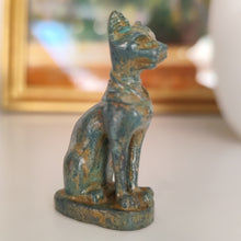 Load image into Gallery viewer, Chat bronze artyana Aix en Provence