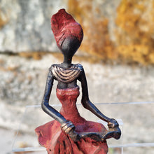 Charger l'image dans la galerie, Petit bronze africain assis