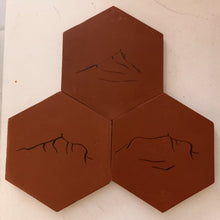 Load image into Gallery viewer, Tomette sainte victoire mazart artyana Aix en Provence