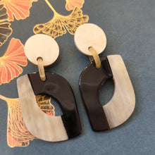 Charger l'image dans la galerie, CLIPS boucles d'oreilles laquées Chapo