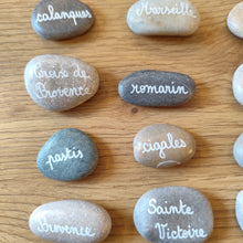 Charger l'image dans la galerie, Bol 15 galets thème Provence