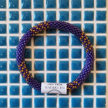 Load image into Gallery viewer, Bracelet en perles du Népal - Violet