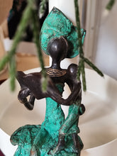 Load image into Gallery viewer, Bronze Burkina, Femme assise