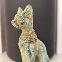 Load image into Gallery viewer, Chat bronze artyana Aix en Provence