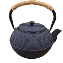Charger l'image dans la galerie, Théière en fonte émaillée