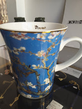 Charger l'image dans la galerie, Tasse porcelaine artyana Aix en Provence