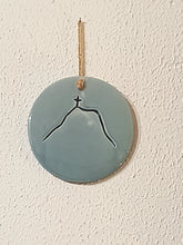 Charger l'image dans la galerie, Médaillon de mur à accrocher - montagne Sainte Victoire