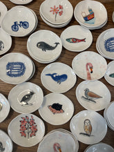 Charger l&#39;image dans la galerie, Mini coupelle plate porcelaine
