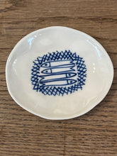 Charger l&#39;image dans la galerie, Mini coupelle plate porcelaine
