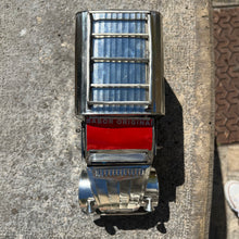 Load image into Gallery viewer, Voiture Citroën 2CV Canettes recyclées
