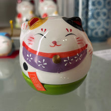 Load image into Gallery viewer, Maneki Neko Culbuto
