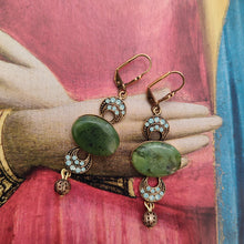Load image into Gallery viewer, Boucles d&#39;oreilles Serpentine
