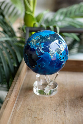 globe rotatif terre la nuit aix en provence