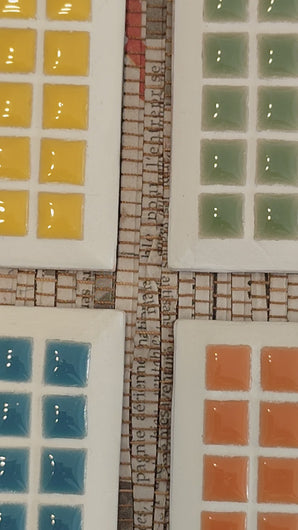 Sous verre mosaïque coloré façonnette artyana Aix en Provence 