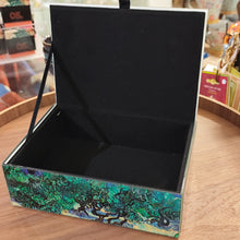 Charger l&#39;image dans la galerie, Boîte en verre
