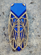 Load image into Gallery viewer, Cigale stylisée en bois
