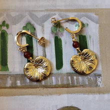 Charger l&#39;image dans la galerie, Boucles d&#39;oreilles Nymphéas Monet
